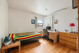 18 Hilary Ln, Westbury, NY 11590 - Photo 12