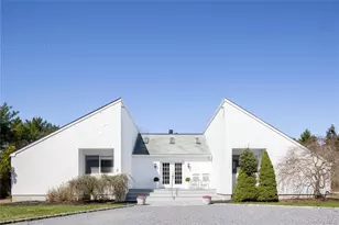 3 Clay Pit Rd, Remsenburg, NY 11960 - Photo 2