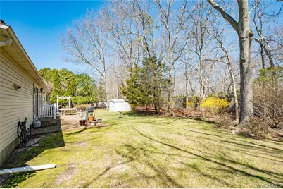 1407 Middle Road #6, Calverton, NY 11933 - Photo 24