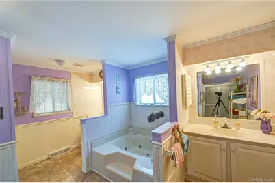 1407 Middle Road #6, Calverton, NY 11933 - Photo 16