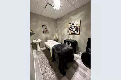 28 Broadway Avenue, Massapequa Park, NY 11758 - Photo 4