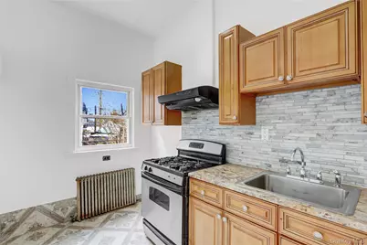 69 Hewlett Street, Hempstead, NY 11550 - Photo 8