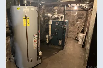 20-14 29th St Astoria, 29th., St., Astoria, NY 11105 - Photo 10