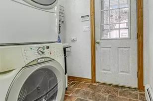 5 Reeder Pl, Suffern, NY 10901 - Photo 12