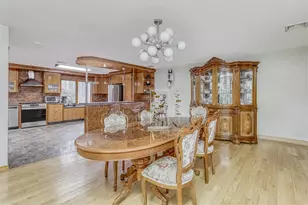 5 Reeder Pl, Suffern, NY 10901 - Photo 14