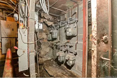 15-36 Gates Avenue, Brooklyn, NY 11237 - Photo 6