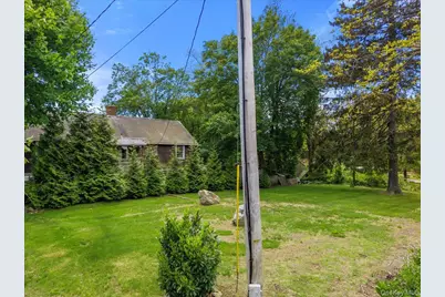 Avenue B, Fishers Island, NY 06390 - Photo 16