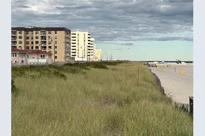 223 E Broadway, Long Beach, NY 11561 - Photo 20