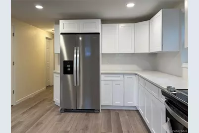 159 Washington Avenue, Wheatley Heights, NY 11798 - Photo 10