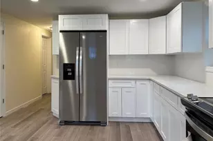 159 Washington Ave, Wheatley Heights, NY 11798 - Photo 10