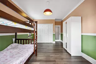 72-11 110th St, Forest Hills, NY 11375 - Photo 14