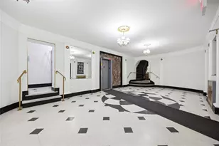 72-11 110th St, Forest Hills, NY 11375 - Photo 18