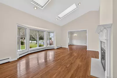 20 Oak Lane, Hampton Bays, NY 11946 - Photo 18