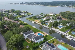 20 Oak Ln, Hampton Bays, NY 11946 - Photo 4