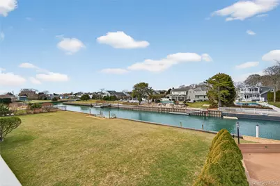 20 Oak Lane, Hampton Bays, NY 11946 - Photo 36