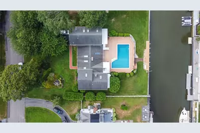 20 Oak Lane, Hampton Bays, NY 11946 - Photo 40