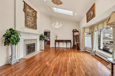 20 Oak Lane, Hampton Bays, NY 11946 - Photo 16