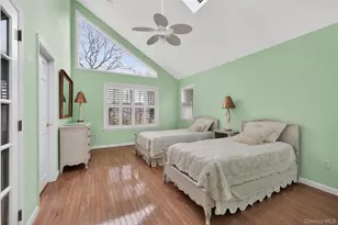 20 Oak Ln, Hampton Bays, NY 11946 - Photo 40