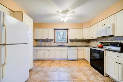 33 Winchester Drive, Monroe, NY 10950 - Photo 6