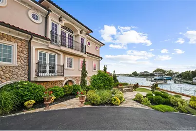 1101 Harbor Road, Hewlett, NY 11557 - Photo 6