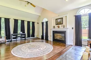 4 Kirsten Lean Ln, Salisbury Mills, NY 12577 - Photo 12