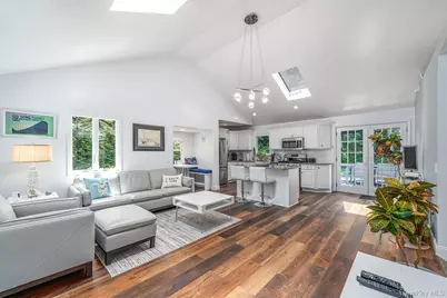 410 Cedar Drive, Mattituck, NY 11952 - Photo 4