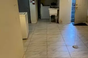 91-07 139th St, Briarwood, NY 11435 - Photo 4