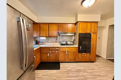 16410 Foch Boulevard, Jamaica, NY 11434 - Photo 14