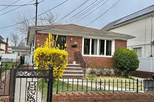 164-10 Foch Blvd, Jamaica, NY 11434 - Photo 2