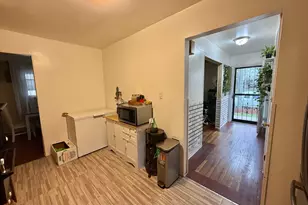 164-10 Foch Blvd, Jamaica, NY 11434 - Photo 14