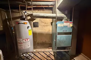 164-10 Foch Blvd, Jamaica, NY 11434 - Photo 22