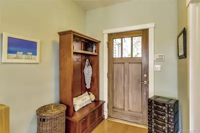 20 Canoe Place Road #8, Hampton Bays, NY 11946 - Photo 2