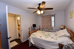 87-30 204th St, Hollis, NY 11423 - Photo 12