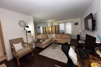 87-30 204 Street #B48, Hollis, NY 11423 - Photo 6