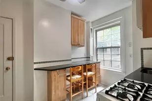 4 Dartmouth St, Forest Hills, NY 11375 - Photo 12