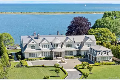 25 Brewster Lane E, East Setauket, NY 11733 - Photo 6