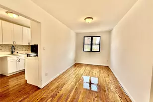 1031 E 215th St Bronx Ny, Bronx, NY 10469 - Photo 4