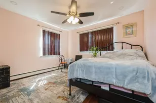 7 Bunker Ln, Hicksville, NY 11801 - Photo 12