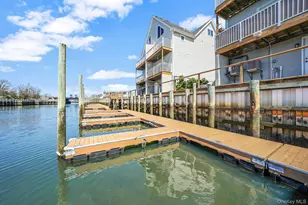 531 Ray St, Freeport, NY 11520 - Photo 24