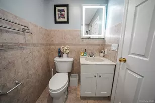 531 Ray St, Freeport, NY 11520 - Photo 18