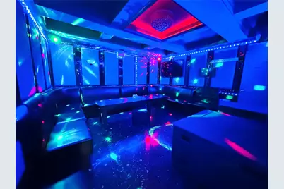 140-08 Holly Ave, Flushing, NY 11355 - Photo 6