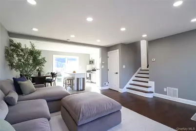 14A Earl Place, Amityville, NY 11701 - Photo 6