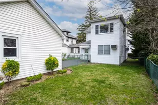 106 Sycamore St, West Hempstead, NY 11552 - Photo 20