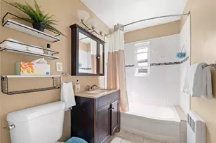 1138 E 215th St, Bronx, NY 10469 - Photo 10