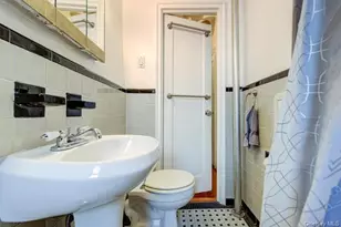 63-61 99th St, Rego Park, NY 11374 - Photo 12