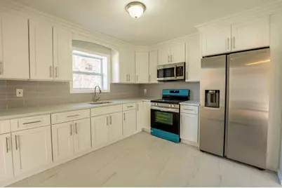 55 Glenmalure Street, Amityville, NY 11701 - Photo 10