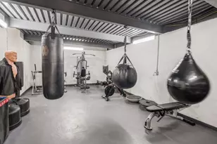 8 Hilltop Dr, Bayville, NY 11709 - Photo 38