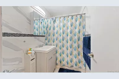 2661 Marion Avenue #3C, Bronx, NY 10458 - Photo 10