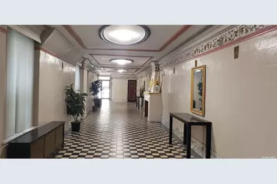 44-15 43 Avenue #5N, Sunnyside, NY 11104 - Photo 2