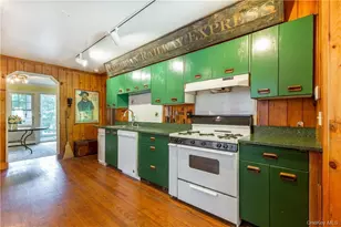 31 Kittredge Dr, Carmel, NY 10512 - Photo 4